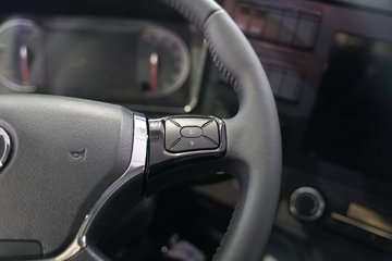 ��������M5000C 9.9L���� 480���� 6X4 ��ʿ��12�� ǣ����ͼƬ