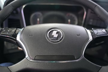 ��������M5000C 9.9L���� 480���� 6X4 ��ʿ��12�� ǣ����ͼƬ