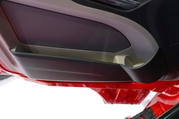 ��������M5000C 9.9L���� 480���� 6X4 ��ʿ��12�� ǣ����ͼƬ