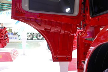 ��������M5000C 9.9L���� 480���� 6X4 ��ʿ��12�� ǣ����ͼƬ