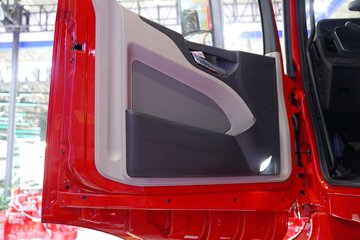 ��������M5000C 9.9L���� 480���� 6X4 ��ʿ��12�� ǣ����ͼƬ