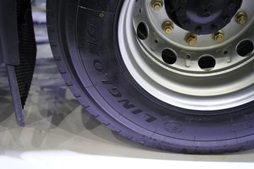 ��������M5000C 9.9L���� 480���� 6X4 ��ʿ��12�� ǣ����ͼƬ