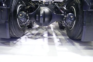 ��������M5000C 9.9L���� 480���� 6X4 ��ʿ��12�� ǣ����ͼƬ