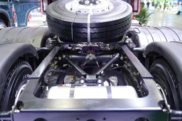 ��������M5000C 9.9L���� 480���� 6X4 ��ʿ��12�� ǣ����ͼƬ