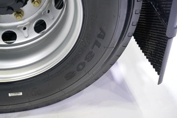 ��������M5000C 9.9L���� 480���� 6X4 ��ʿ��12�� ǣ����ͼƬ