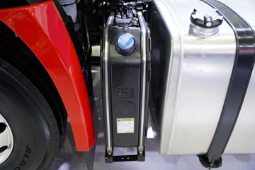 ��������M5000C 9.9L���� 480���� 6X4 ��ʿ��12�� ǣ����ͼƬ