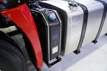 ��������M5000C 9.9L���� 480���� 6X4 ��ʿ��12�� ǣ����ͼƬ