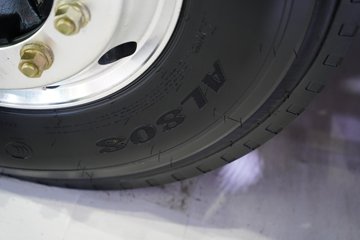 ��������M5000C 9.9L���� 480���� 6X4 ��ʿ��12�� ǣ����ͼƬ