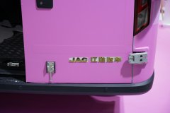 江淮 Van宝路 V10 2座 5.78米纯电动厢式运输车63.75kWh