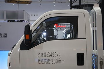 ���ǵ�T4 �Ƽ��� 3.815�׵��Ŵ��綯�����Ῠ ����62.4kWhͼƬ