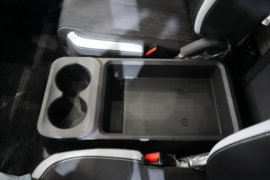 T4&nbsp;电动载货车驾驶室图片