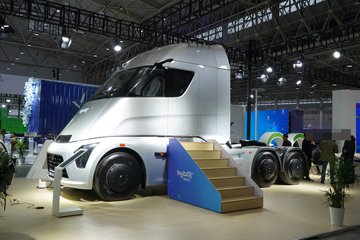 海珀特H49&nbsp;电动牵引车外观图片