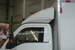 比亚迪T4 科技版 3.815米单排纯电动厢式轻卡 弗迪62.4kWh