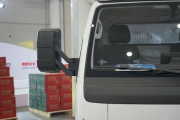 ���ǵ�T4 �Ƽ��� 3.815�׵��Ŵ��綯��ʽ�Ῠ ����62.4kWhͼƬ