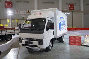 比亚迪T4 科技版 3.815米单排纯电动厢式轻卡 弗迪62.4kWh