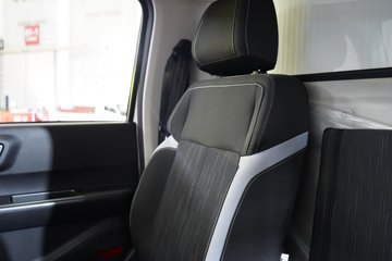 ���ǵ�T4 �Ƽ��� 3.815�׵��Ŵ��綯��ʽ�Ῠ ����62.4kWhͼƬ