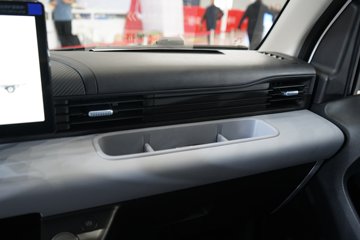 ���ǵ�T4 �Ƽ��� 3.815�׵��Ŵ��綯��ʽ�Ῠ ����62.4kWhͼƬ