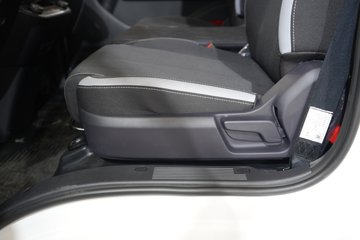 ���ǵ�T4 �Ƽ��� 3.815�׵��Ŵ��綯��ʽ�Ῠ ����62.4kWhͼƬ