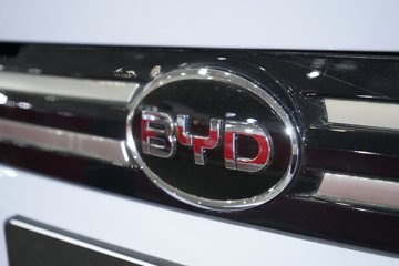 ���ǵ�T4 �Ƹ��� 3.815�׵��Ŵ��綯�����Ῠ ����62.3kWhͼƬ