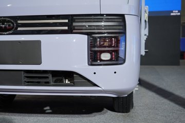 ���ǵ�T4 �Ƹ��� 3.815�׵��Ŵ��綯�����Ῠ ����62.3kWhͼƬ