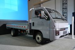 比亚迪T4 财富版 3.815米单排纯电动栏板轻卡 弗迪62.3kWh