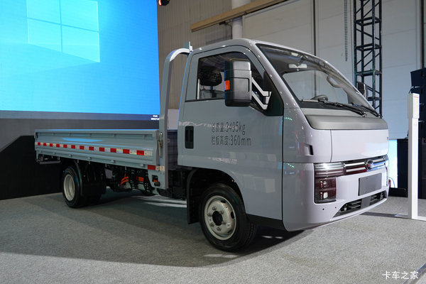 比亚迪T4 财富版 3.815米单排纯电动栏板轻卡 弗迪62.3kWh