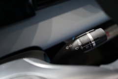 比亚迪T4 财富版 3.815米单排纯电动栏板轻卡 弗迪62.3kWh