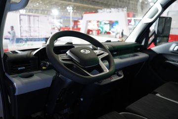 ���ǵ�T4 �Ƹ��� 3.815�׵��Ŵ��綯�����Ῠ ����62.3kWhͼƬ