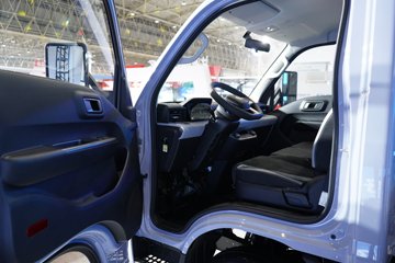 ���ǵ�T4 �Ƹ��� 3.815�׵��Ŵ��綯�����Ῠ ����62.3kWhͼƬ