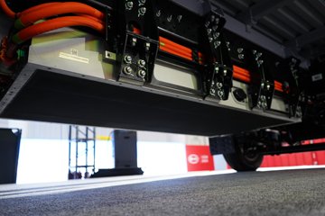 ���ǵ�T4 �Ƹ��� 3.815�׵��Ŵ��綯�����Ῠ ����62.3kWhͼƬ