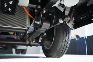 ���ǵ�T4 �Ƹ��� 3.815�׵��Ŵ��綯�����Ῠ ����62.3kWhͼƬ