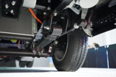 比亚迪T4 财富版 3.815米单排纯电动栏板轻卡 弗迪62.3kWh