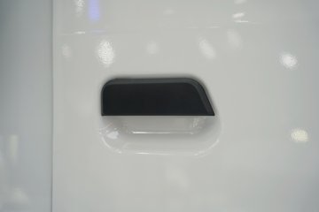 ��������ET9  ������ 4.15�׵��Ŵ��綯��ʽ�Ῠ ����ʱ��120.27kWhͼƬ