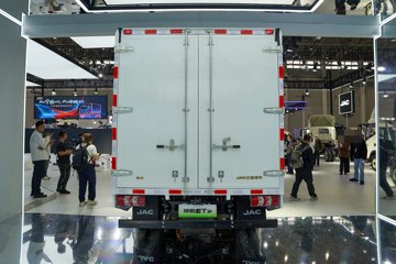 ��������ET9  ������ 4.15�׵��Ŵ��綯��ʽ�Ῠ ����ʱ��120.27kWhͼƬ