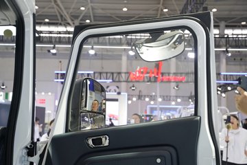 ��������ET9  ������ 4.15�׵��Ŵ��綯��ʽ�Ῠ ����ʱ��120.27kWhͼƬ