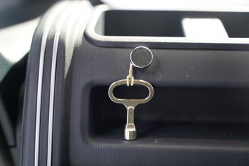 ��������ET9  ������ 4.15�׵��Ŵ��綯��ʽ�Ῠ ����ʱ��120.27kWhͼƬ