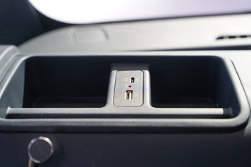 ��������ET9  ������ 4.15�׵��Ŵ��綯��ʽ�Ῠ ����ʱ��120.27kWhͼƬ