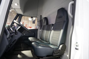 ��������ET9  ������ 4.15�׵��Ŵ��綯��ʽ�Ῠ ����ʱ��120.27kWhͼƬ