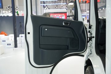 ��������ET9  ������ 4.15�׵��Ŵ��綯��ʽ�Ῠ ����ʱ��120.27kWhͼƬ