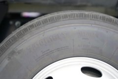 江淮坤鹏ET9  豪华版 4.15米单排纯电动厢式轻卡 宁德时代120.27kWh