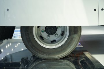 ��������ET9  ������ 4.15�׵��Ŵ��綯��ʽ�Ῠ ����ʱ��120.27kWhͼƬ