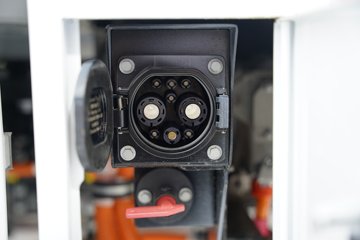 ��������ET9  ������ 4.15�׵��Ŵ��綯��ʽ�Ῠ ����ʱ��120.27kWhͼƬ