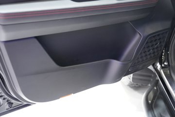 ����Ƥ����; ħ�� 2T���� 170���� �Զ����� ��Ӫ��ͼƬ