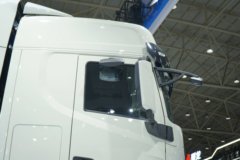 东风天龙旗舰GX 4X2 氢燃料电池牵引车 99kWh