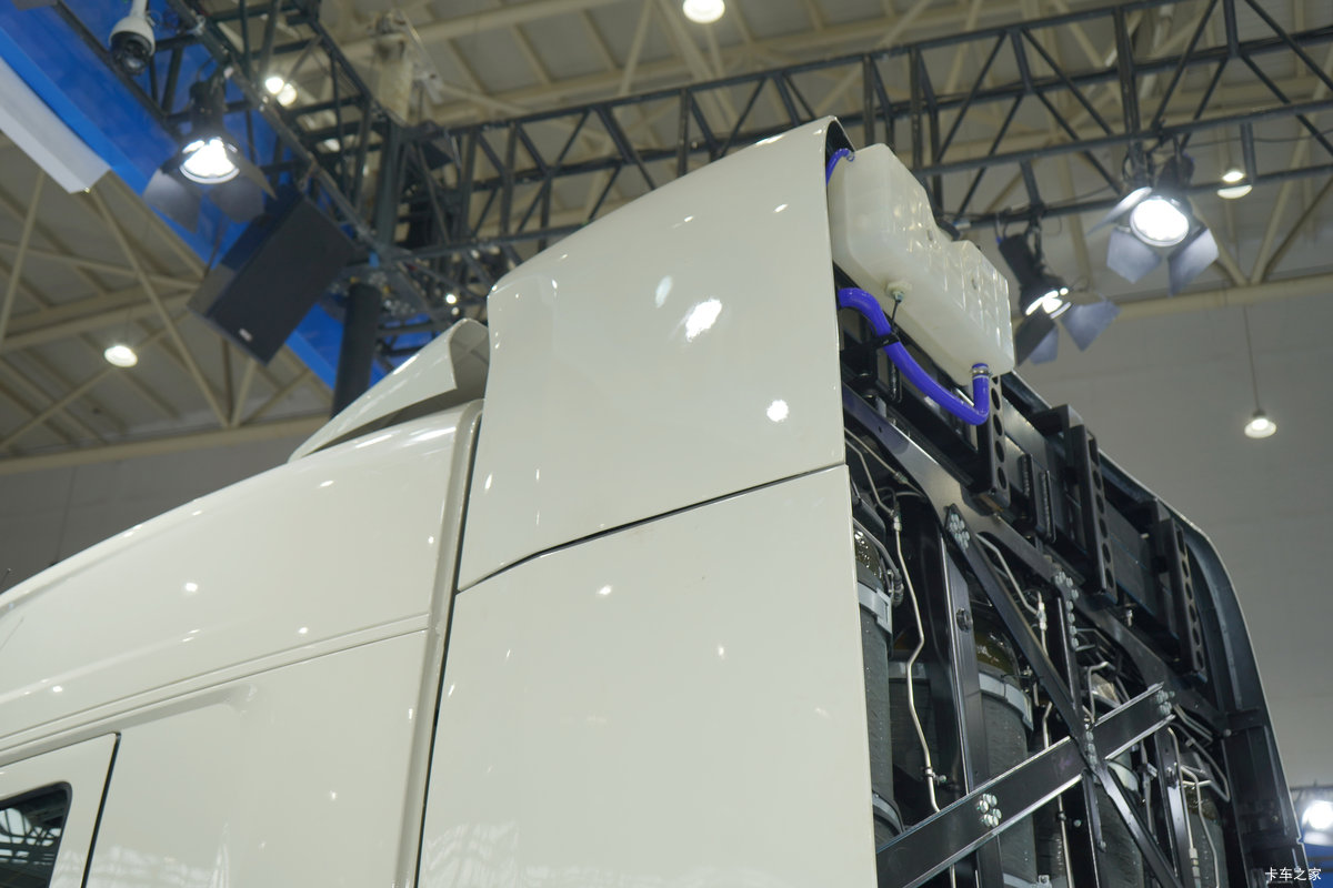 ���������콢GX 4X2 ��ȼ�ϵ��ǣ���� 99kWh���