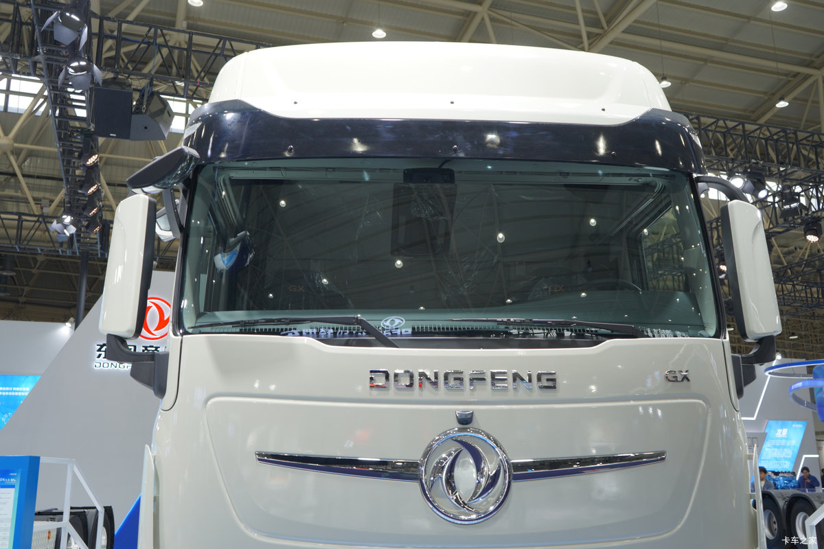 ���������콢GX 4X2 ��ȼ�ϵ��ǣ���� 99kWh���