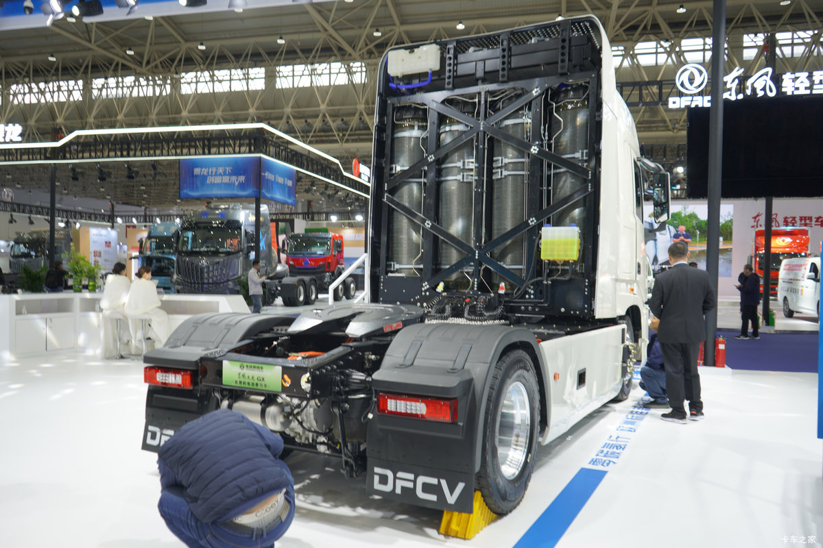 ���������콢GX 4X2 ��ȼ�ϵ��ǣ���� 99kWh���