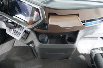 ���������콢GX 4X2 ��ȼ�ϵ��ǣ���� 99kWhͼƬ