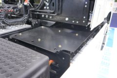 东风天龙旗舰GX 4X2 氢燃料电池牵引车 99kWh