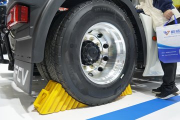 ���������콢GX 4X2 ��ȼ�ϵ��ǣ���� 99kWhͼƬ